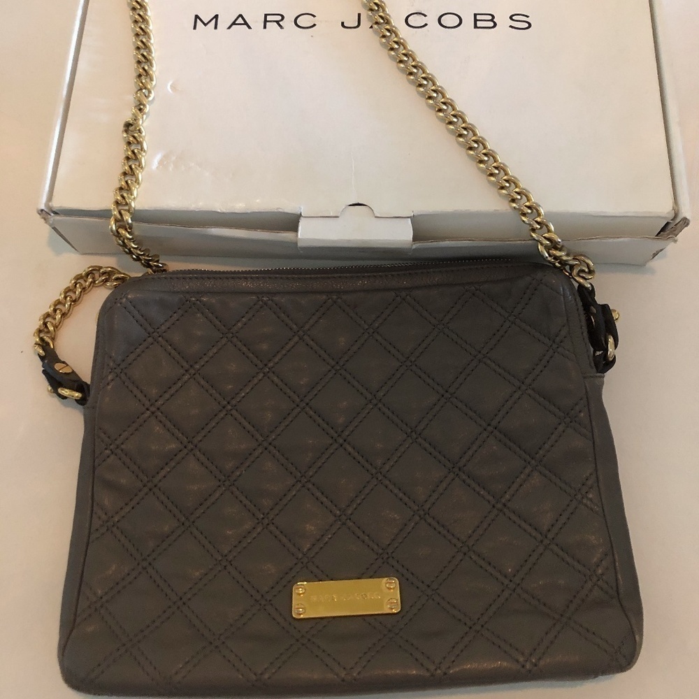 Marc Jacobs Quilted iPad Case Crossbody bag. - Picture 7 of 13